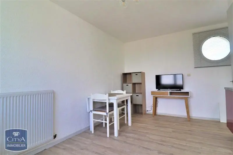 Photo 3 Appartement 1 pièce 17.92m²
