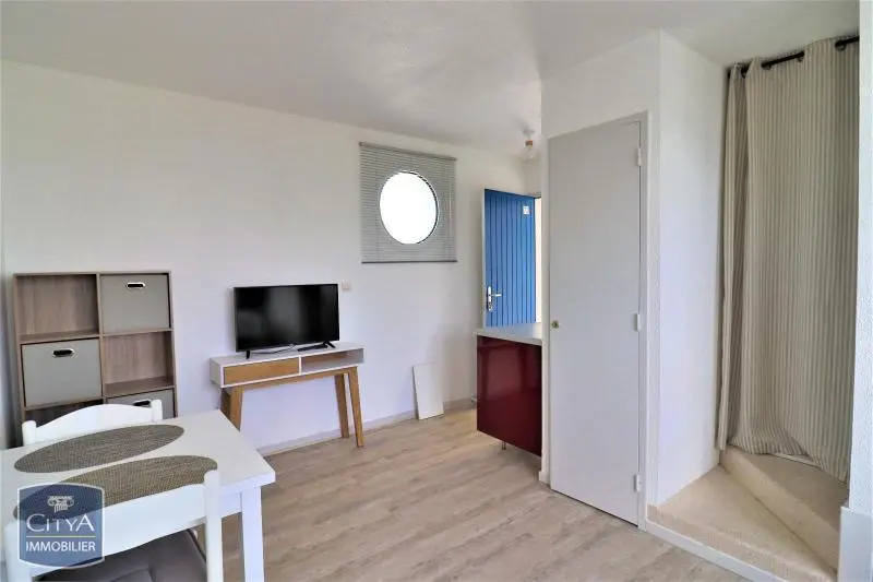 Photo 1 Appartement 1 pièce 17.92m²