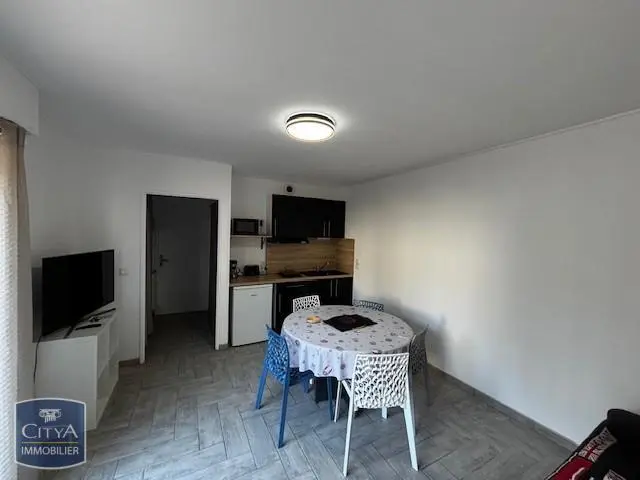 Photo 2 Appartement 1 pièce 22.26m²