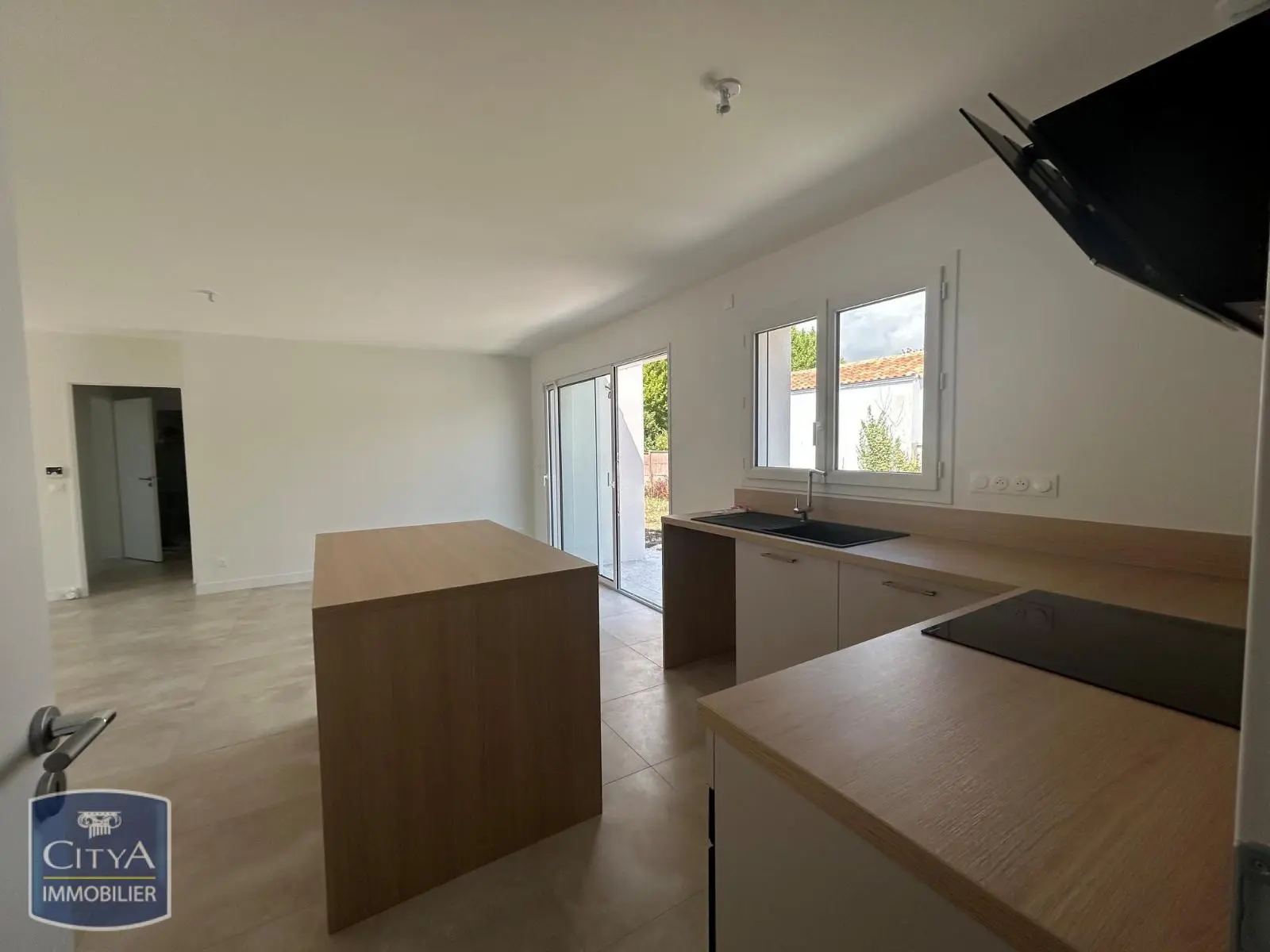 Photo 3 Maison 4 pièces 99.5m²