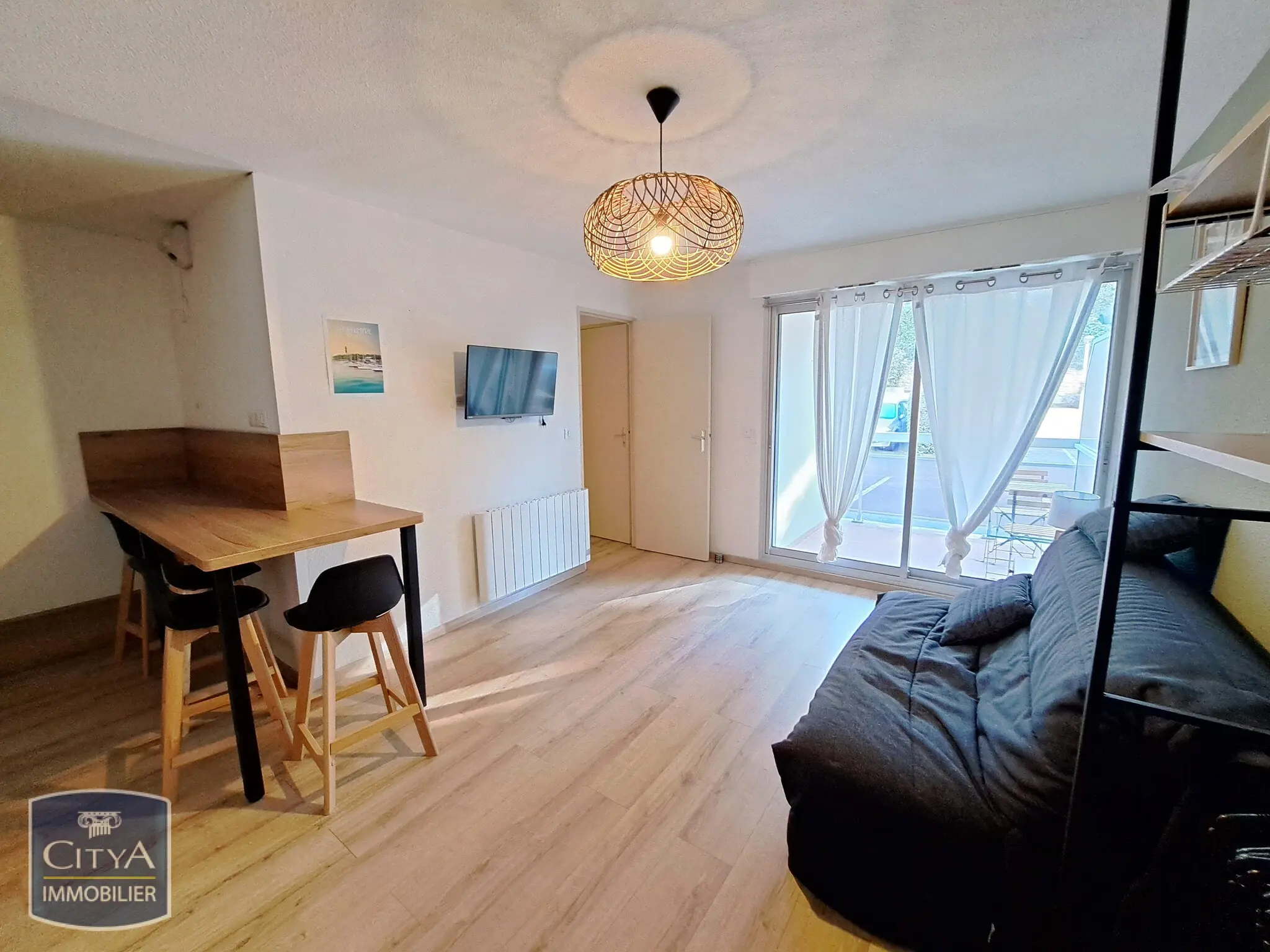 Photo 2 Appartement 1 pièce 27.1m²