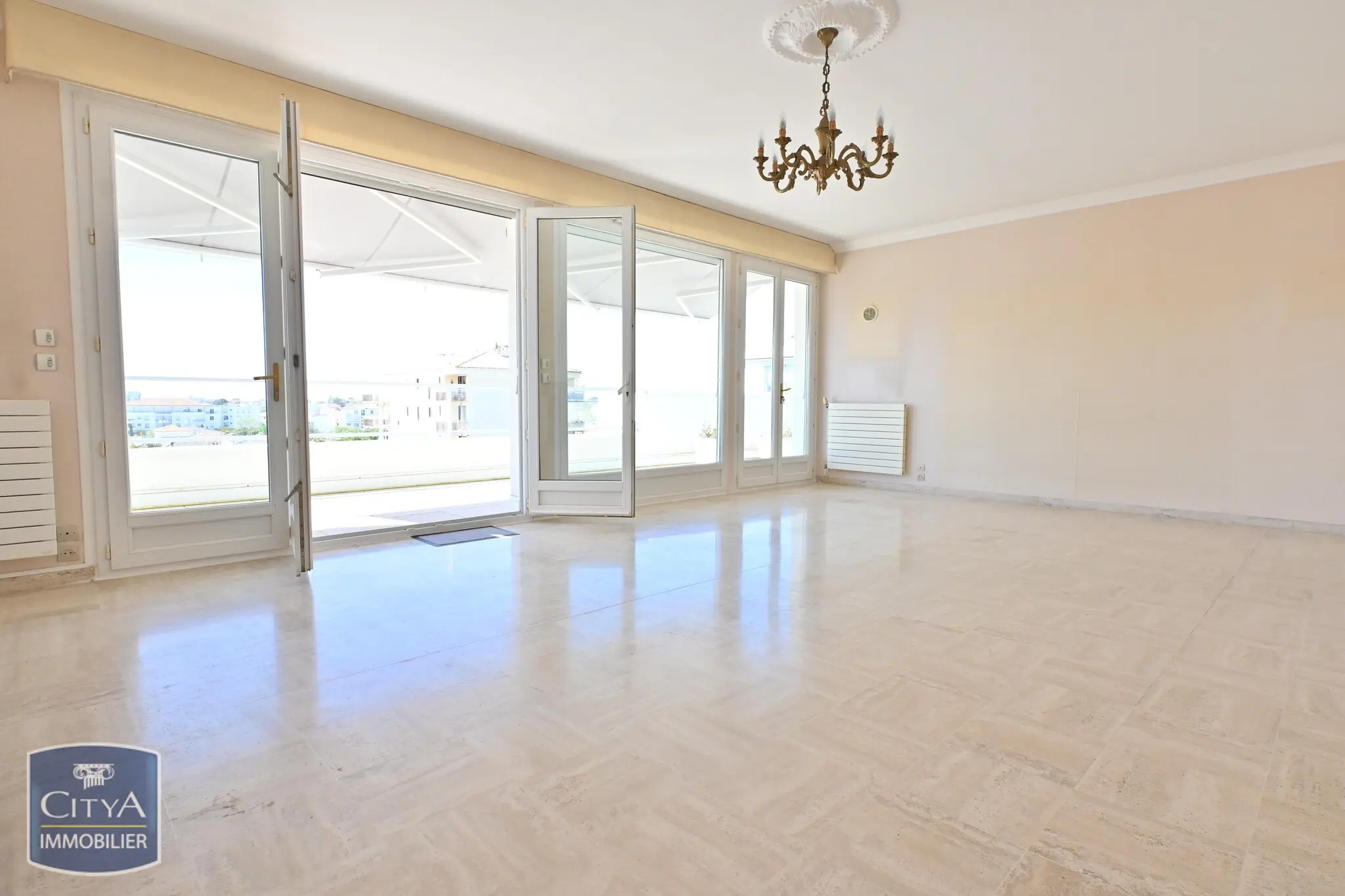 Photo 6 Appartement 4 pièces 113.88m²
