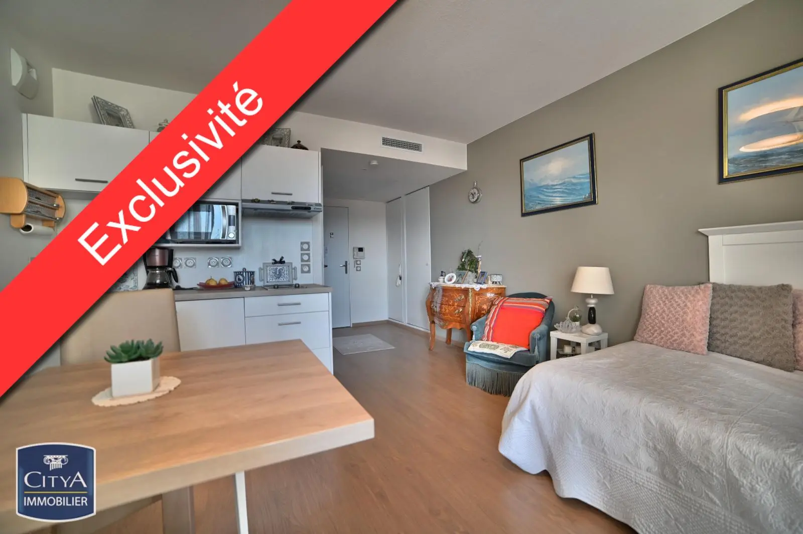 Photo 1 Appartement 1 pièce 25.53m²