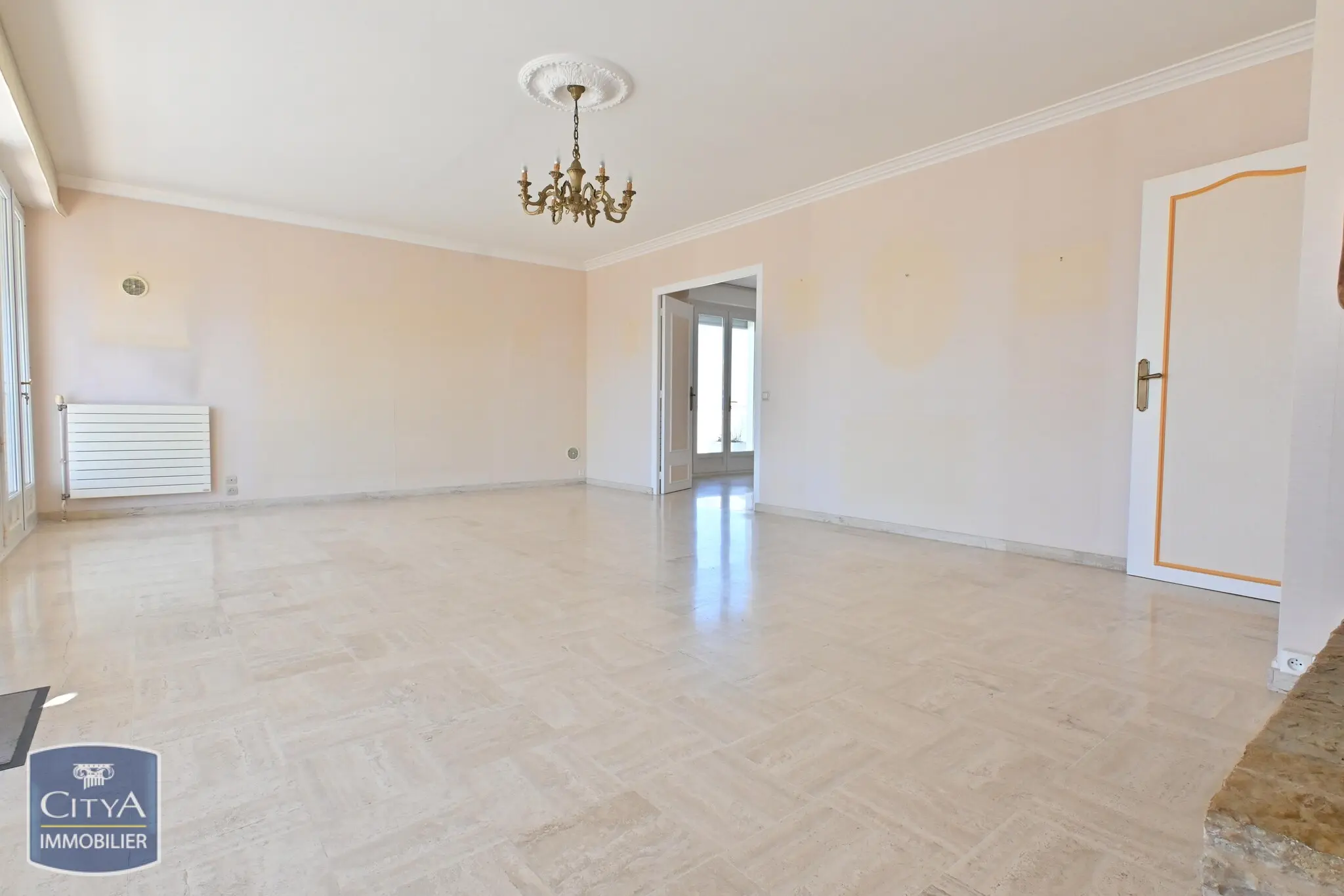 Photo 11 Appartement 4 pièces 113.88m²