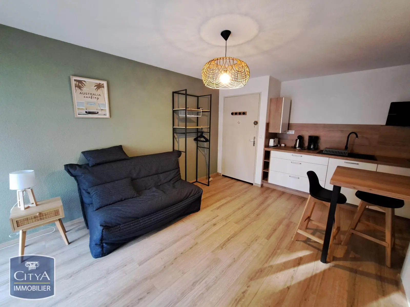 Photo 1 Appartement 1 pièce 27.1m²