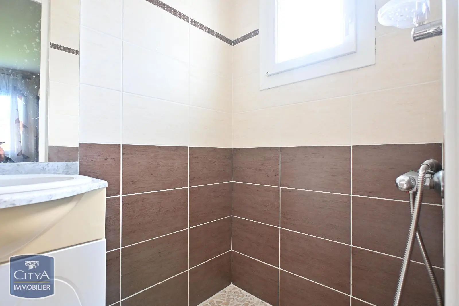 Photo 9 Maison 4 pièces 197m²