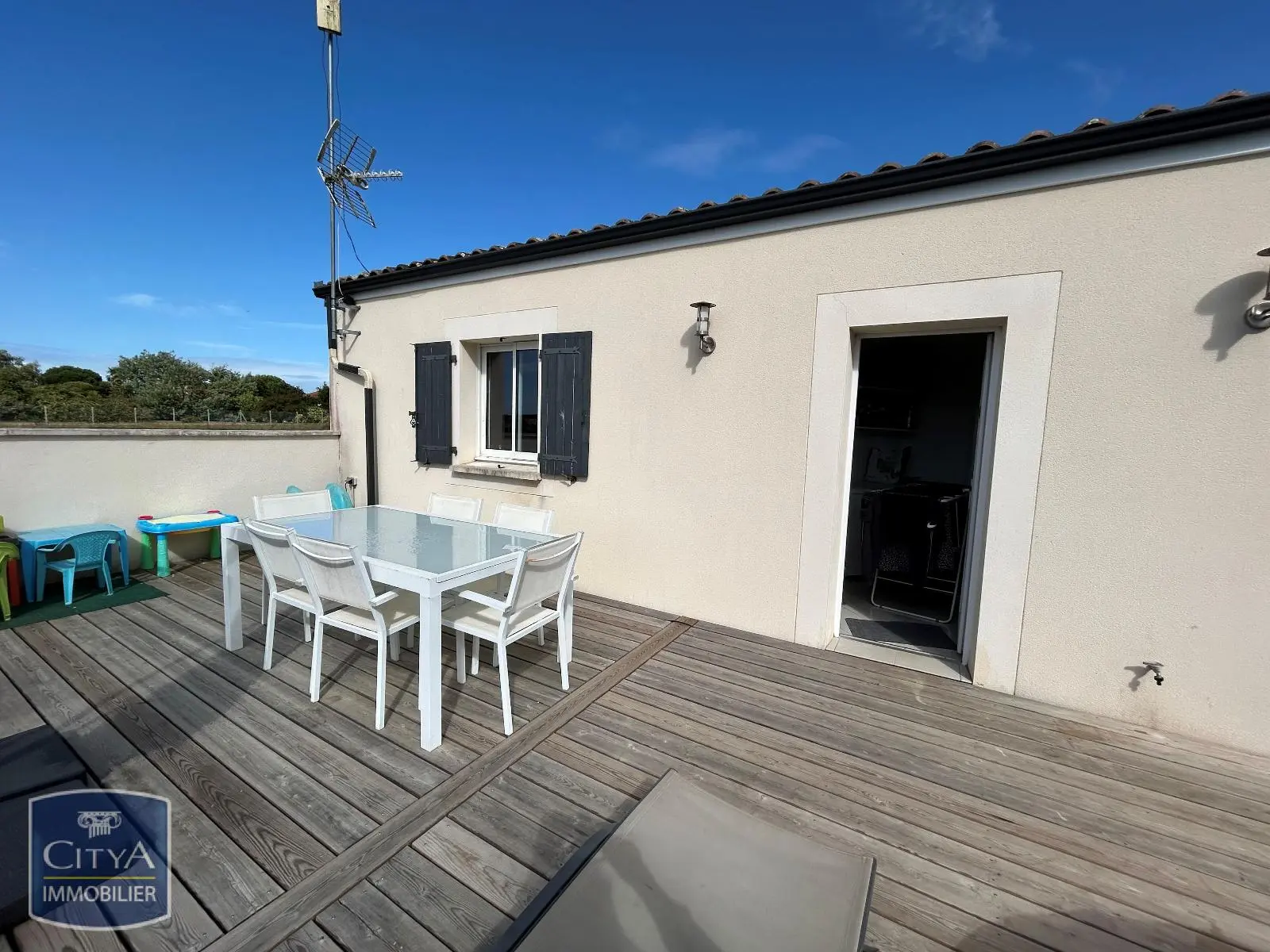 Photo 1 Maison 4 pièces 124m²