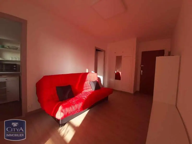 Photo 1 Appartement 1 pièce 19.58m²
