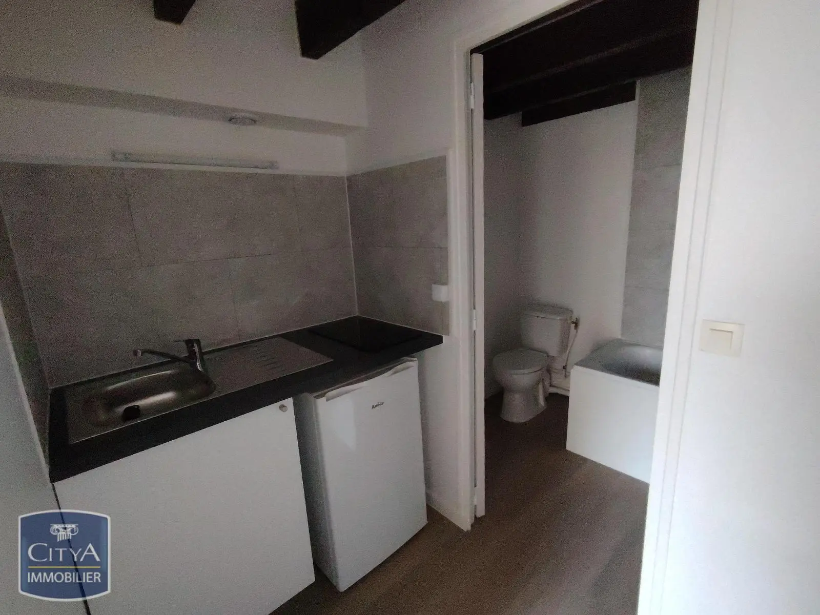 Photo 2 Appartement 1 pièce 27.33m²