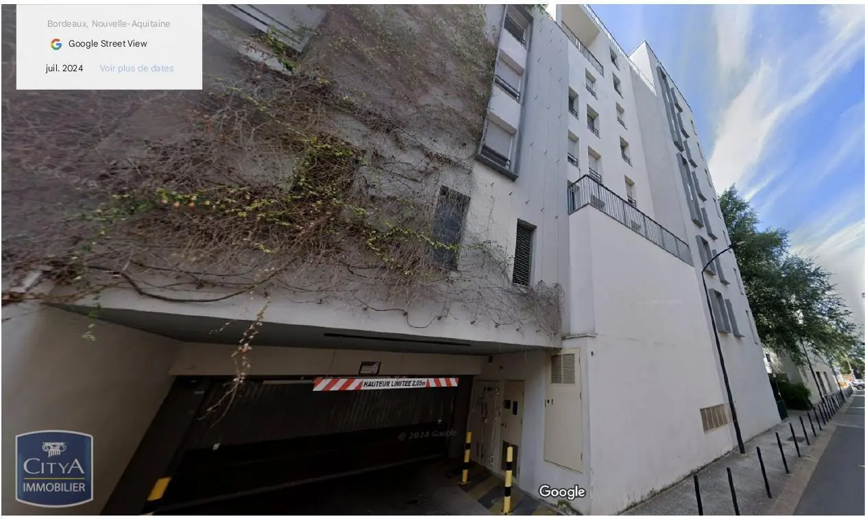 Photo 1 Parking