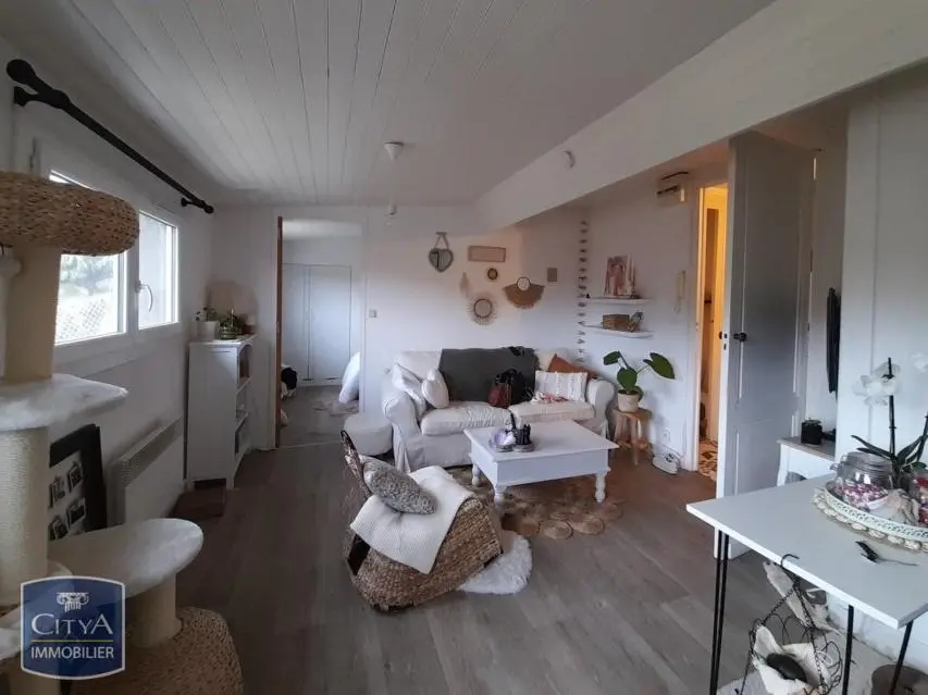 Photo 1 Appartement 1 pièce 35.58m²