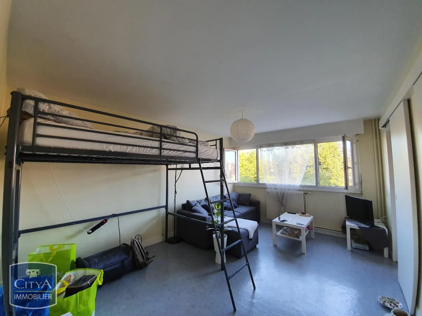 Photo 1 Appartement 1 pièce 29.52m²