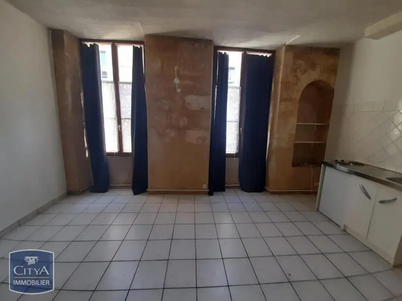 Photo 1 Appartement 1 pièce 23.44m²