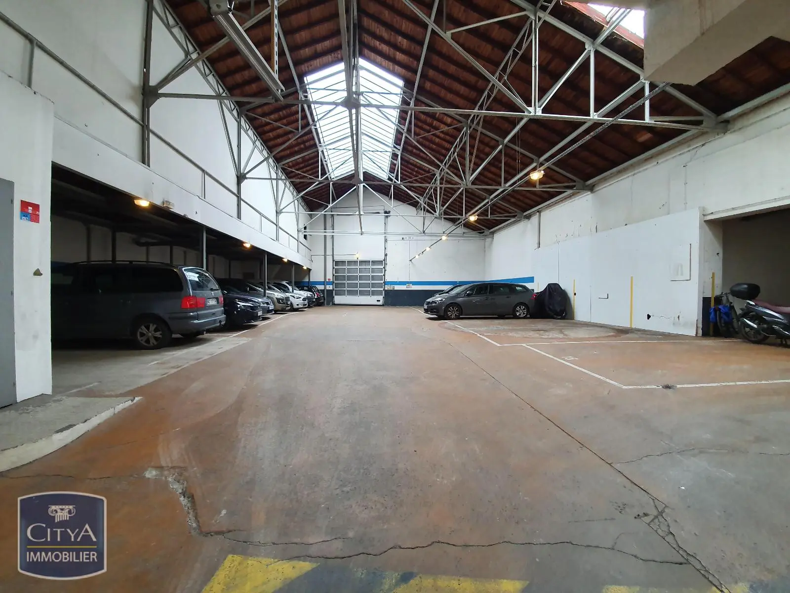 Photo 2 Parking 10m²