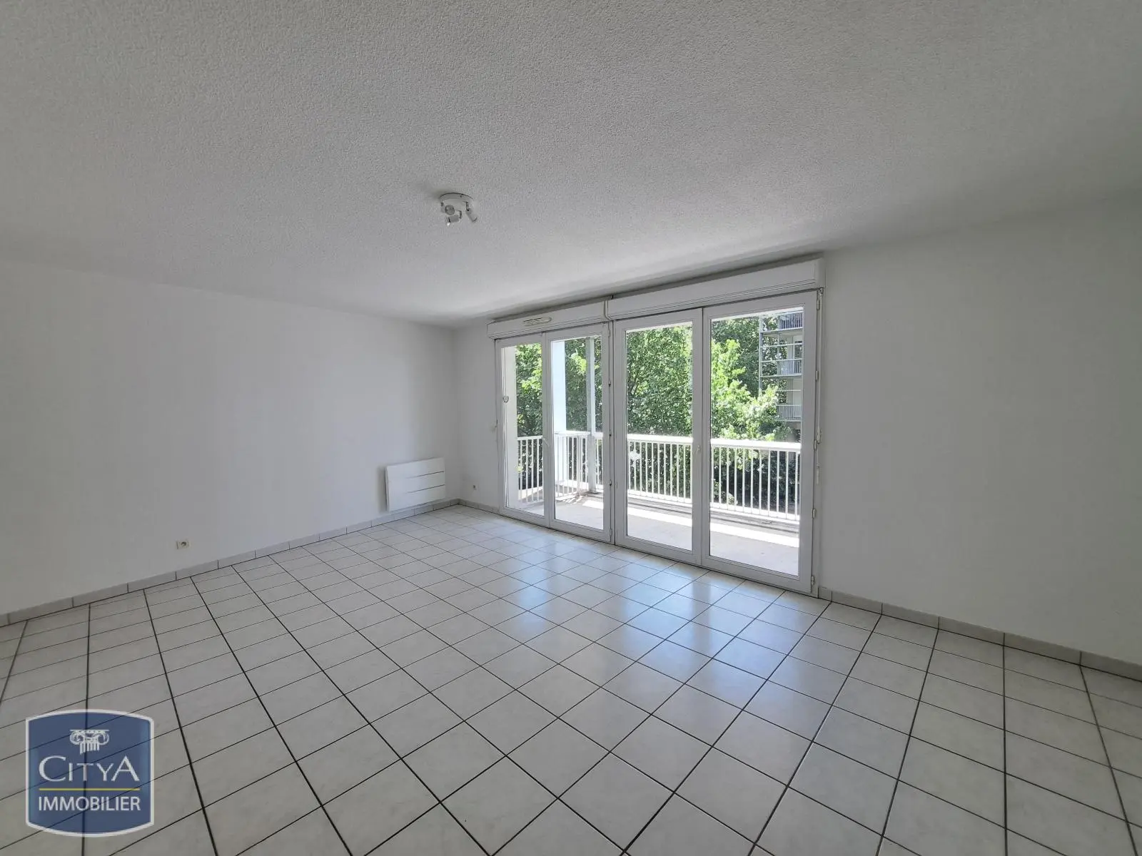 Photo 1 Appartement 4 pièces 83.98m²