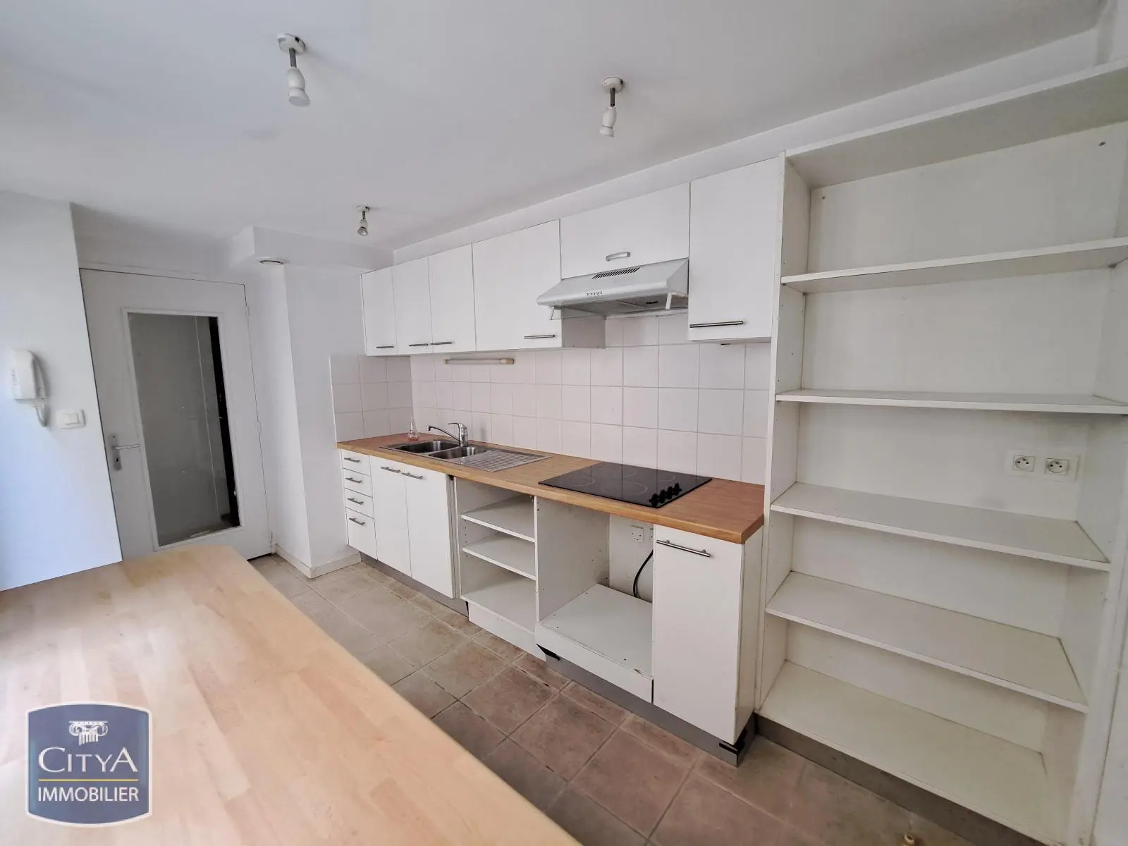 Photo 5 Local Commercial 52.75m²