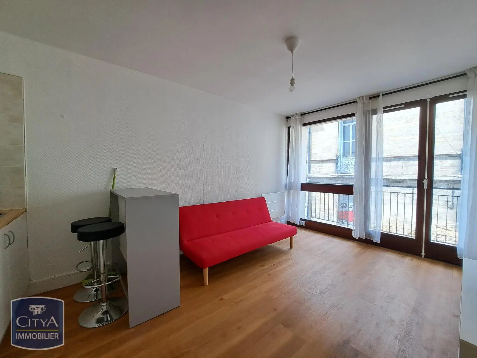 Photo 2 Appartement 1 pièce 19.59m²
