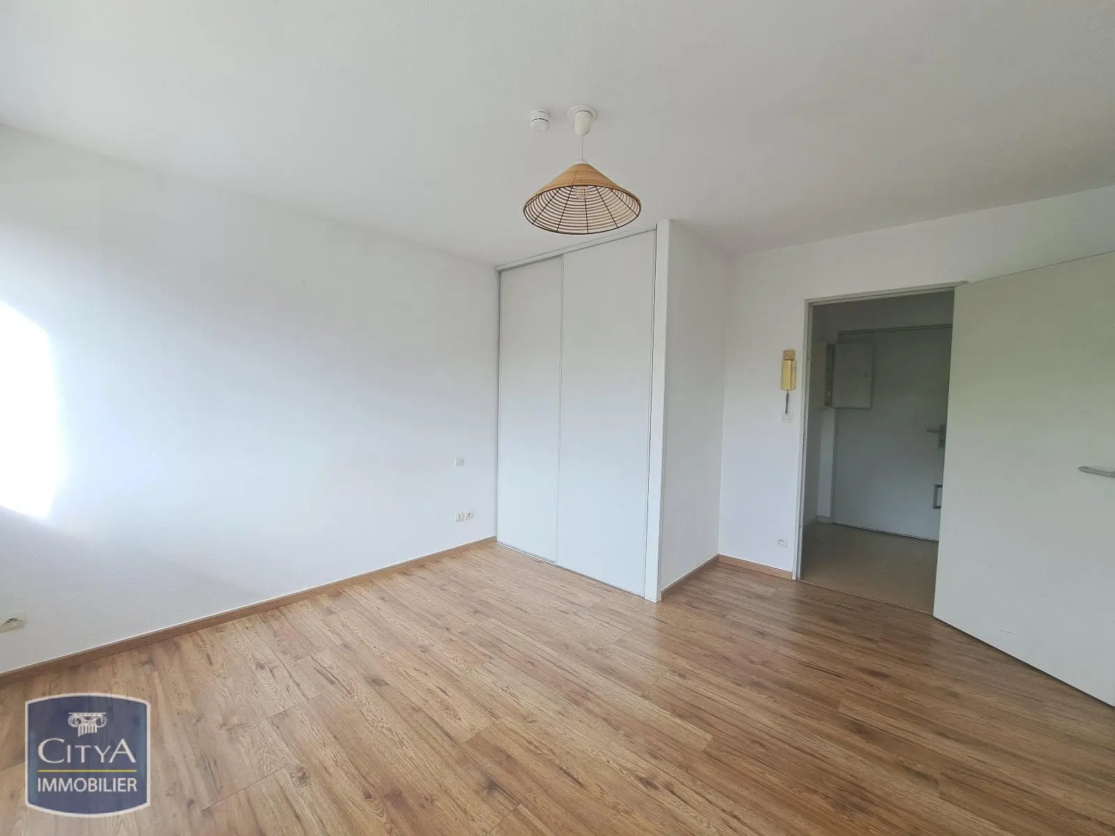 Photo 2 Appartement 1 pièce 22.32m²