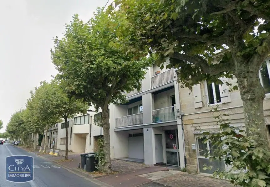 Photo 1 Appartement 1 pièce 27.67m²