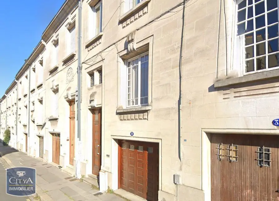 Photo 1 Maison 5 pièces 135.45m²