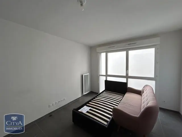 Photo 1 Appartement 1 pièce 25.5m²