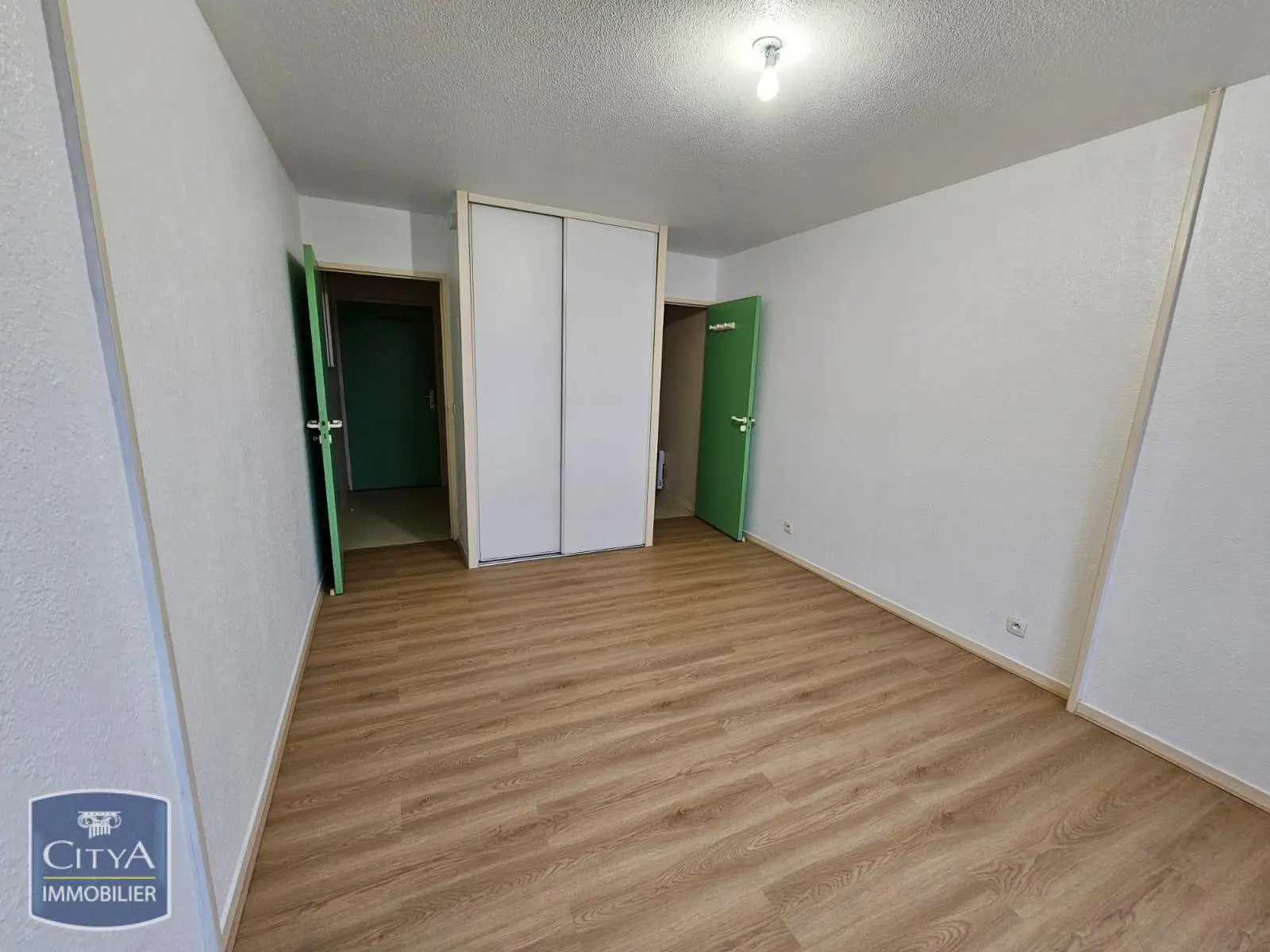 Photo 2 Appartement 1 pièce 22.49m²