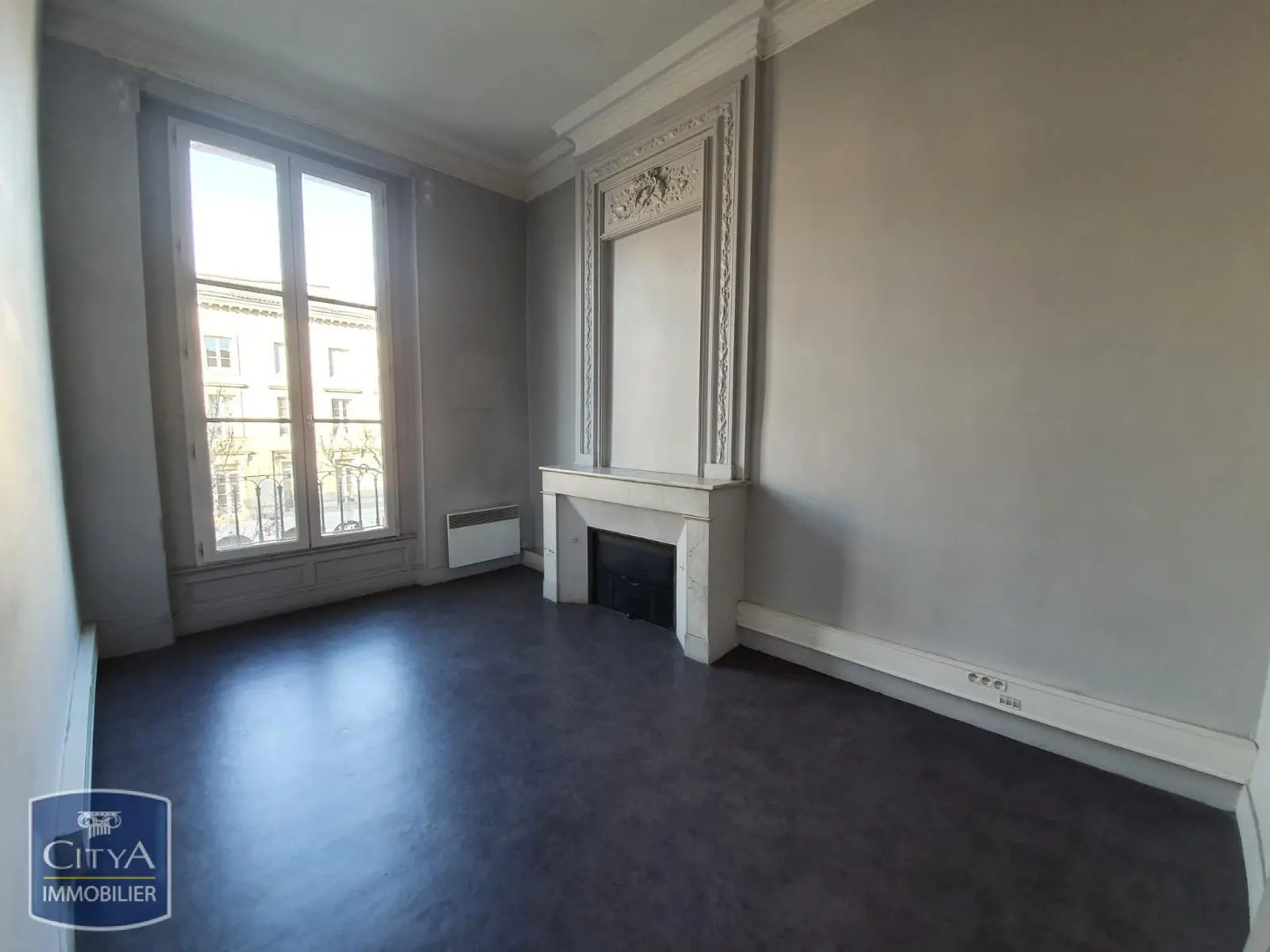 Photo 4 Local Professionnel 142m²