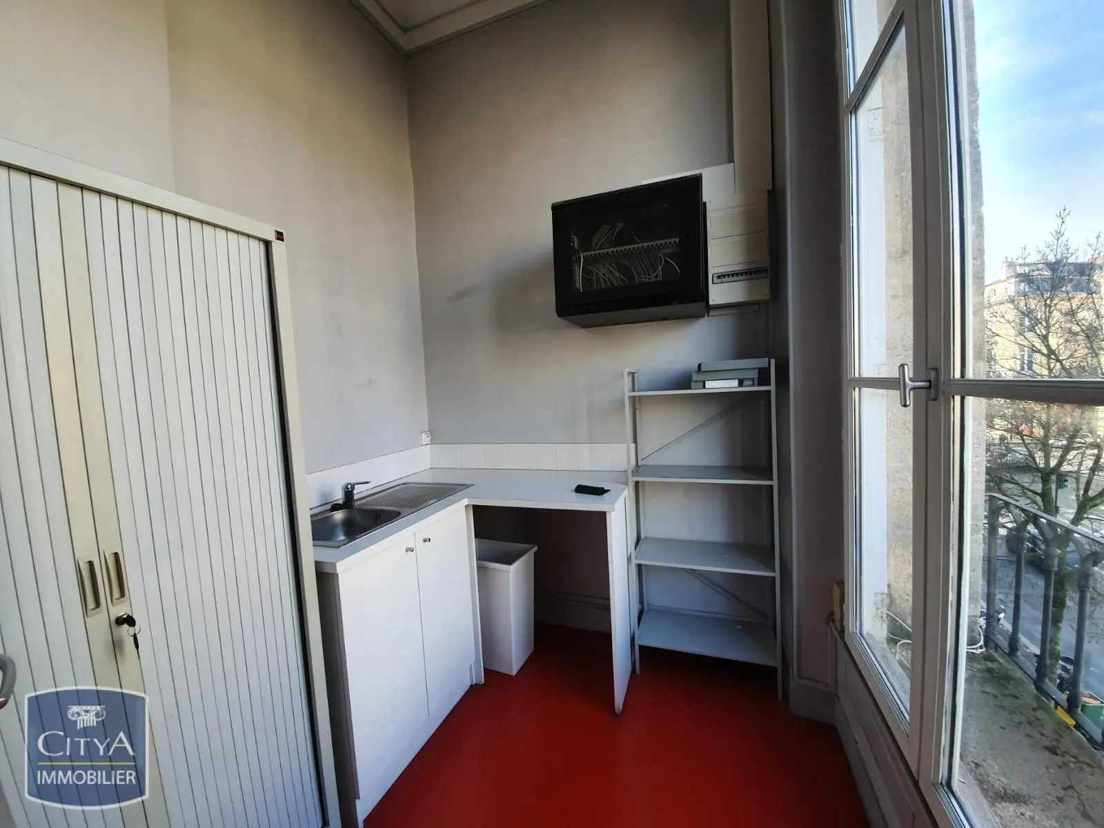 Photo 8 Local Professionnel 142m²
