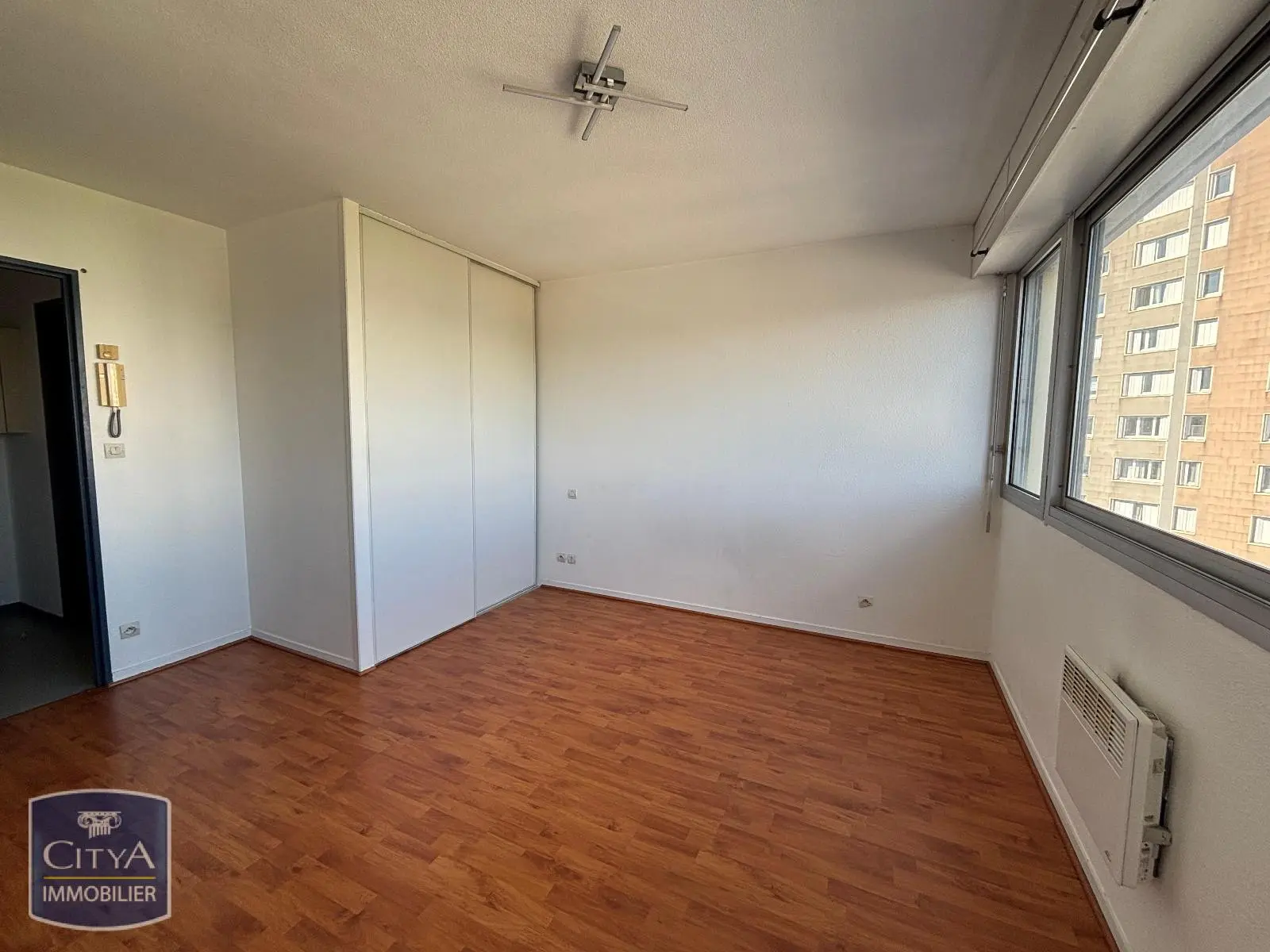 Photo 1 Appartement 1 pièce 22.08m²