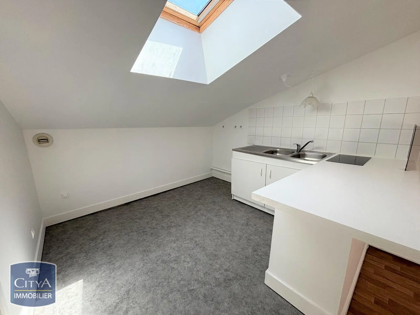 Photo 5 Appartement 1 pièce 21.88m²