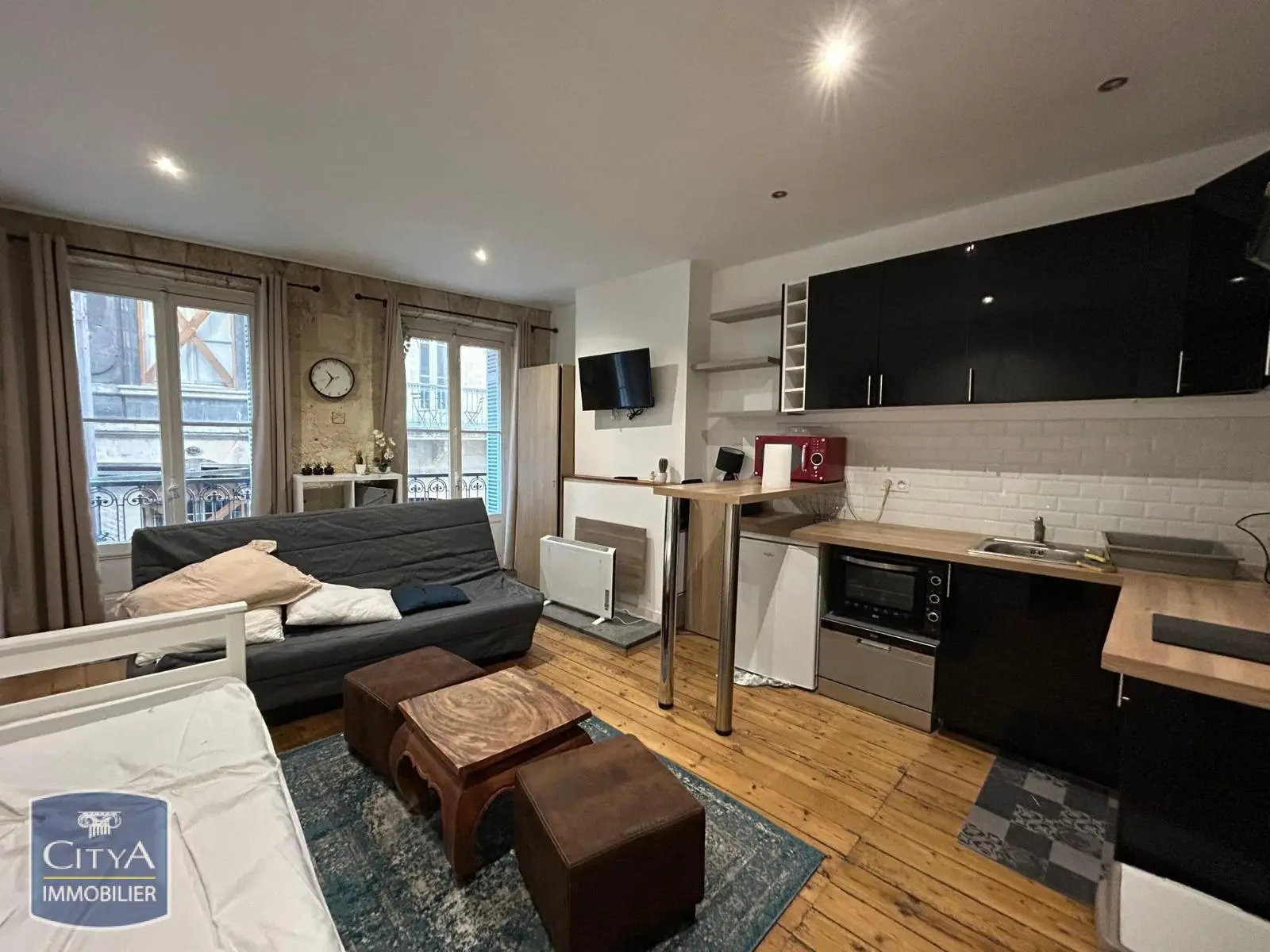 Photo 1 Appartement 1 pièce 25.01m²