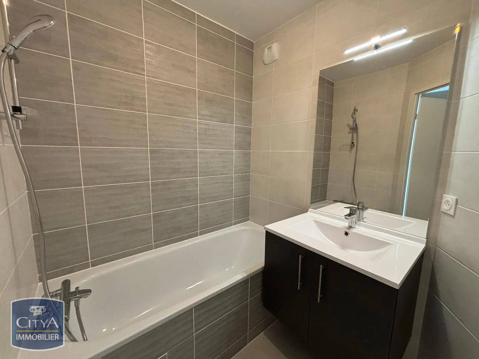 Photo 7 Appartement 4 pièces 87.31m²