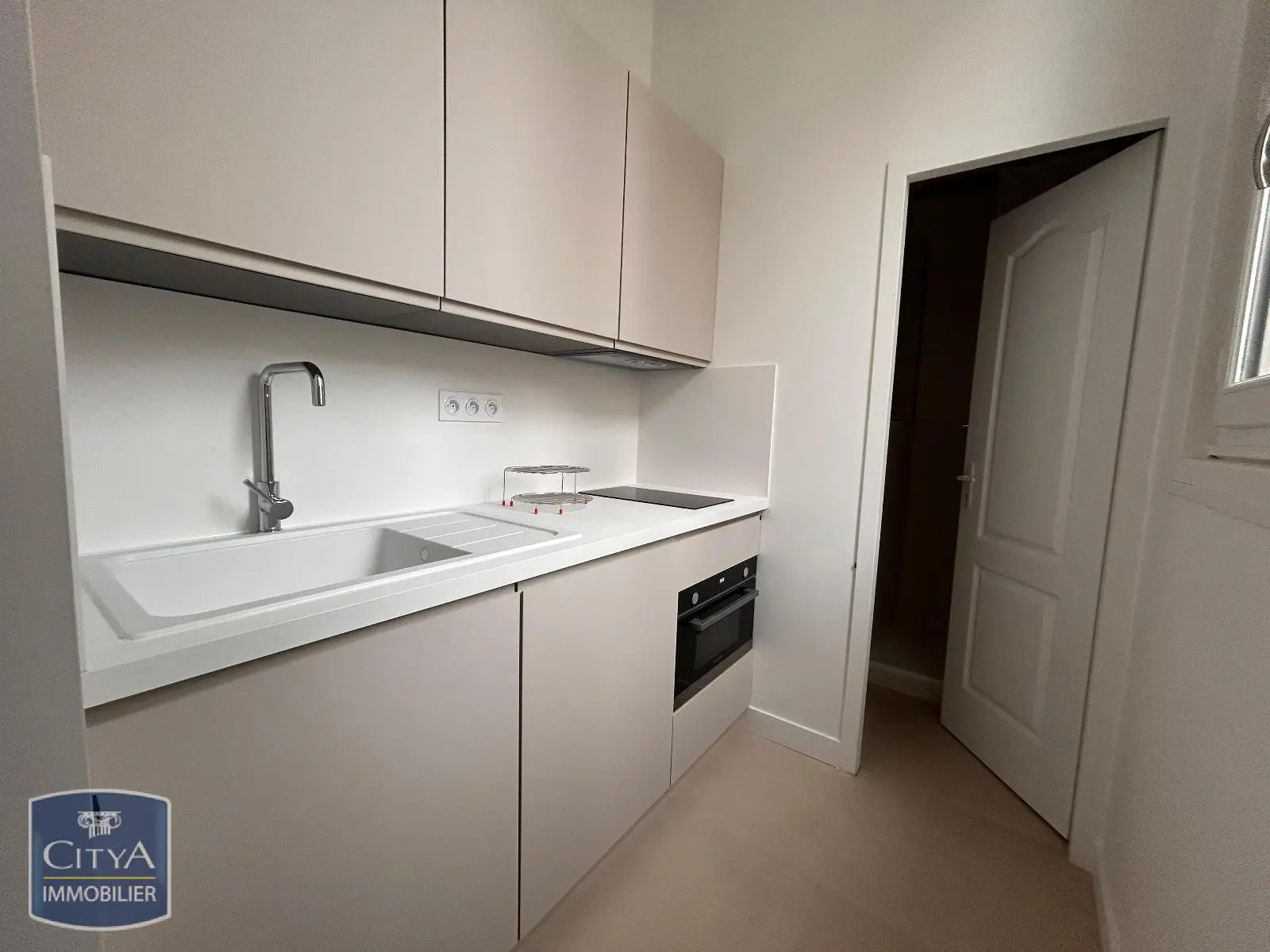 Photo 4 Appartement 1 pièce 29.48m²