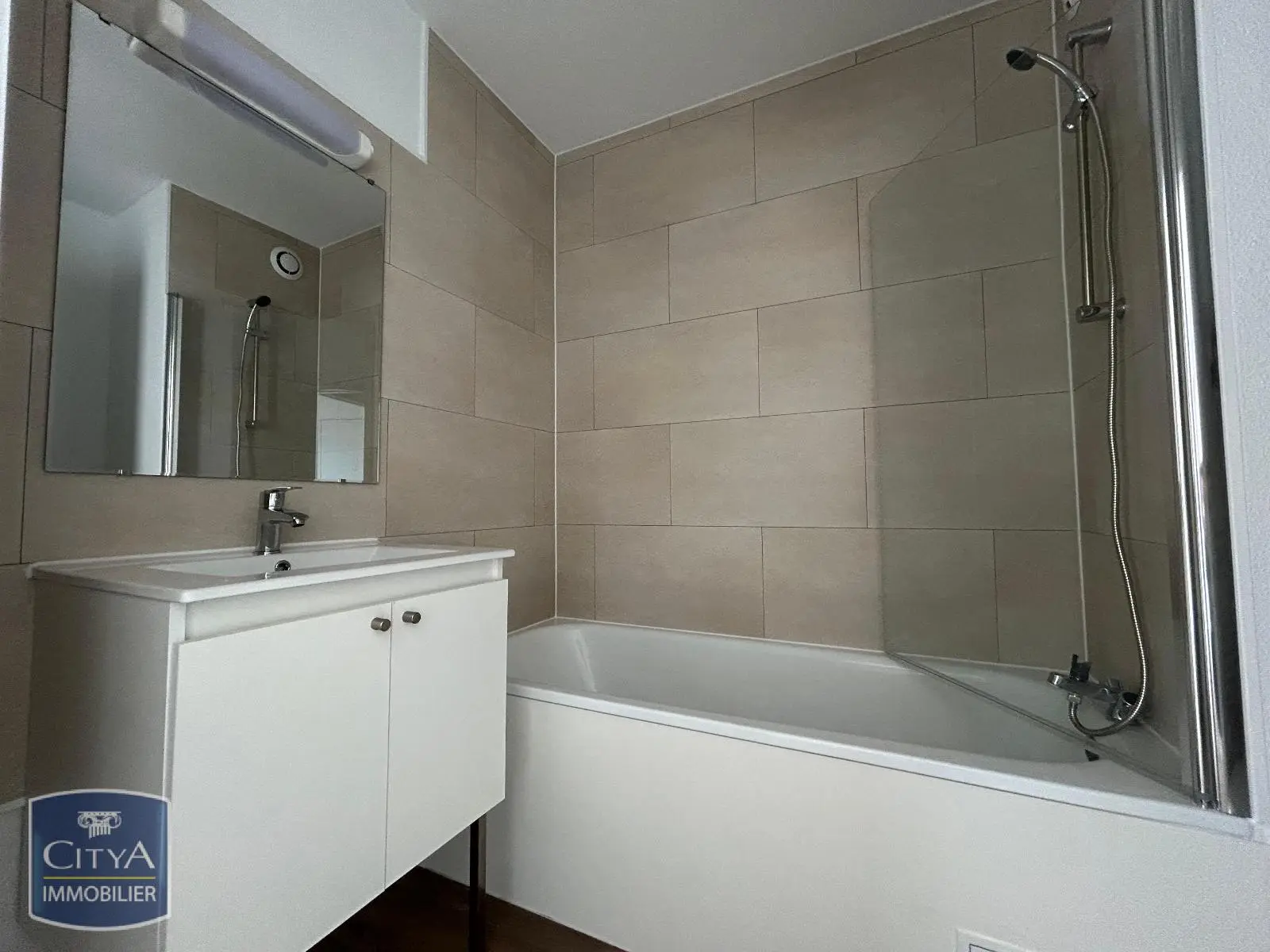 Photo 4 Appartement 1 pièce 21.21m²