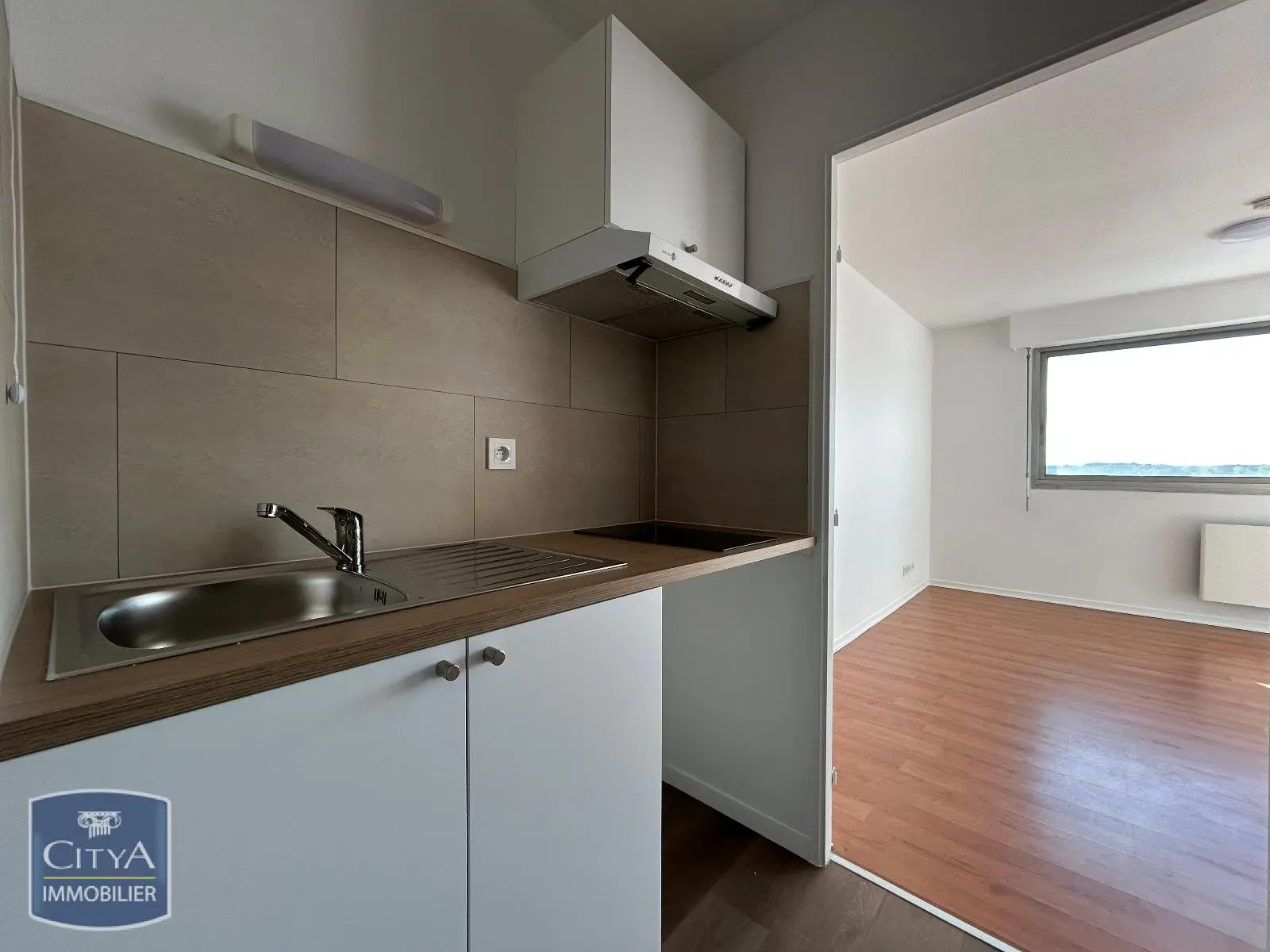 Photo 3 Appartement 1 pièce 21.21m²