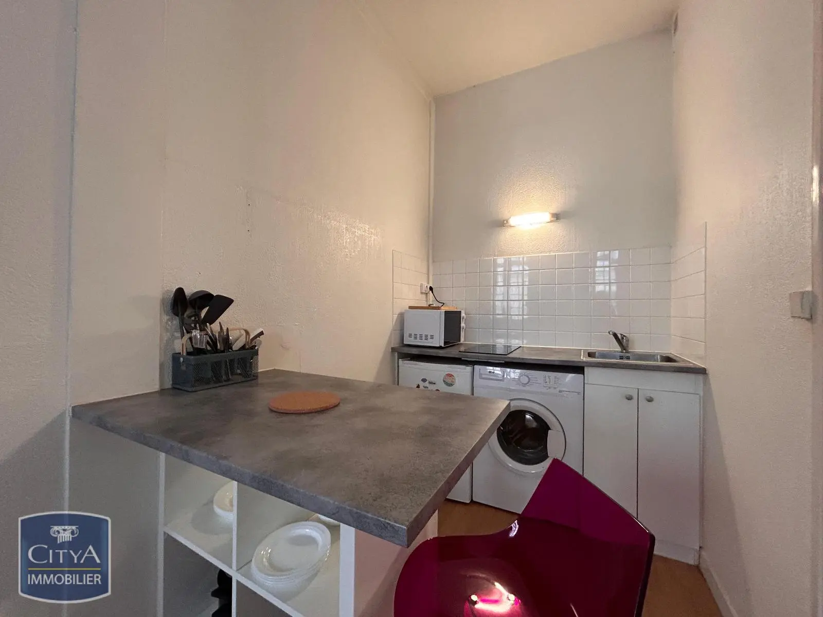 Photo 3 Appartement 1 pièce 27.1m²