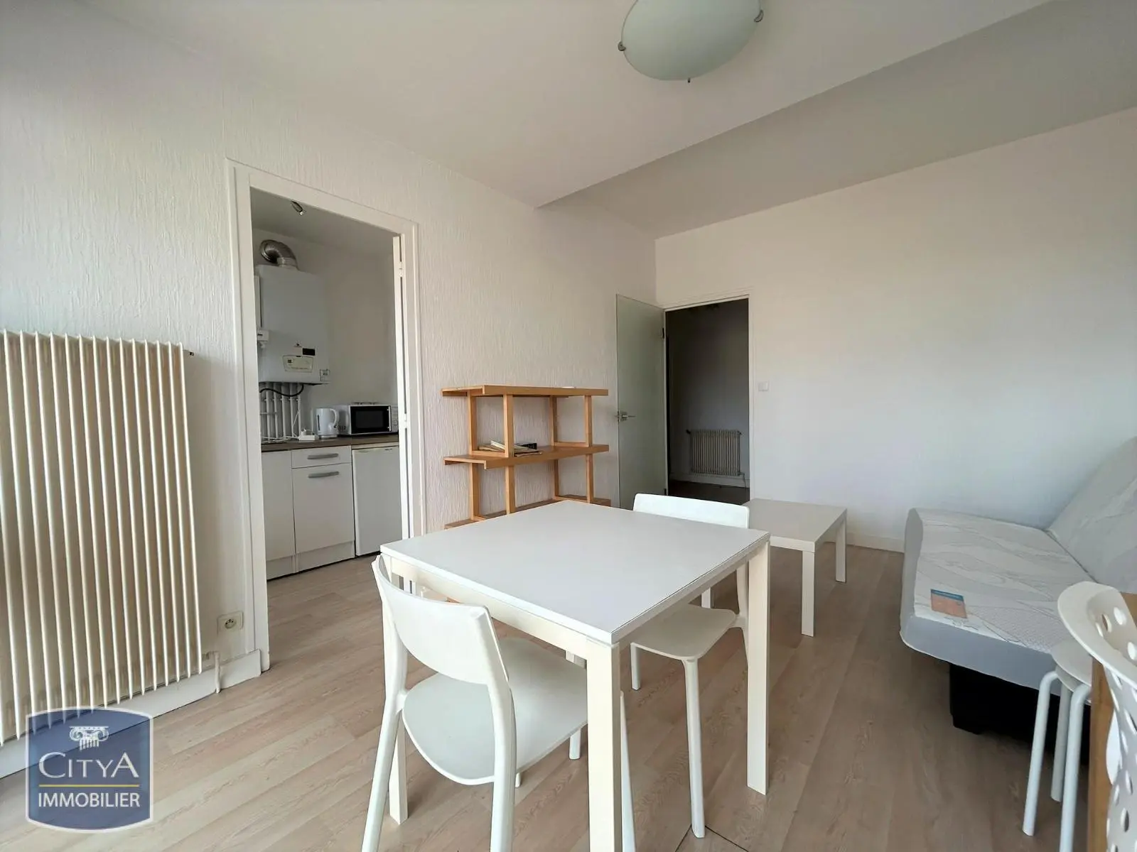 Photo 2 Appartement 1 pièce 28.04m²