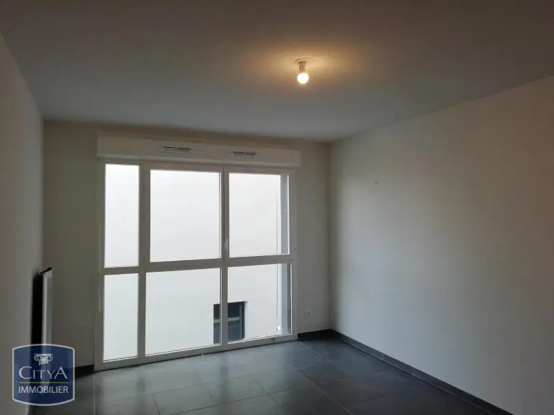 Photo 2 Appartement 1 pièce 25.5m²