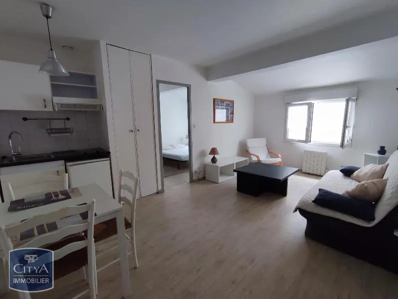 Photo 2 Appartement 2 pièces 32m²