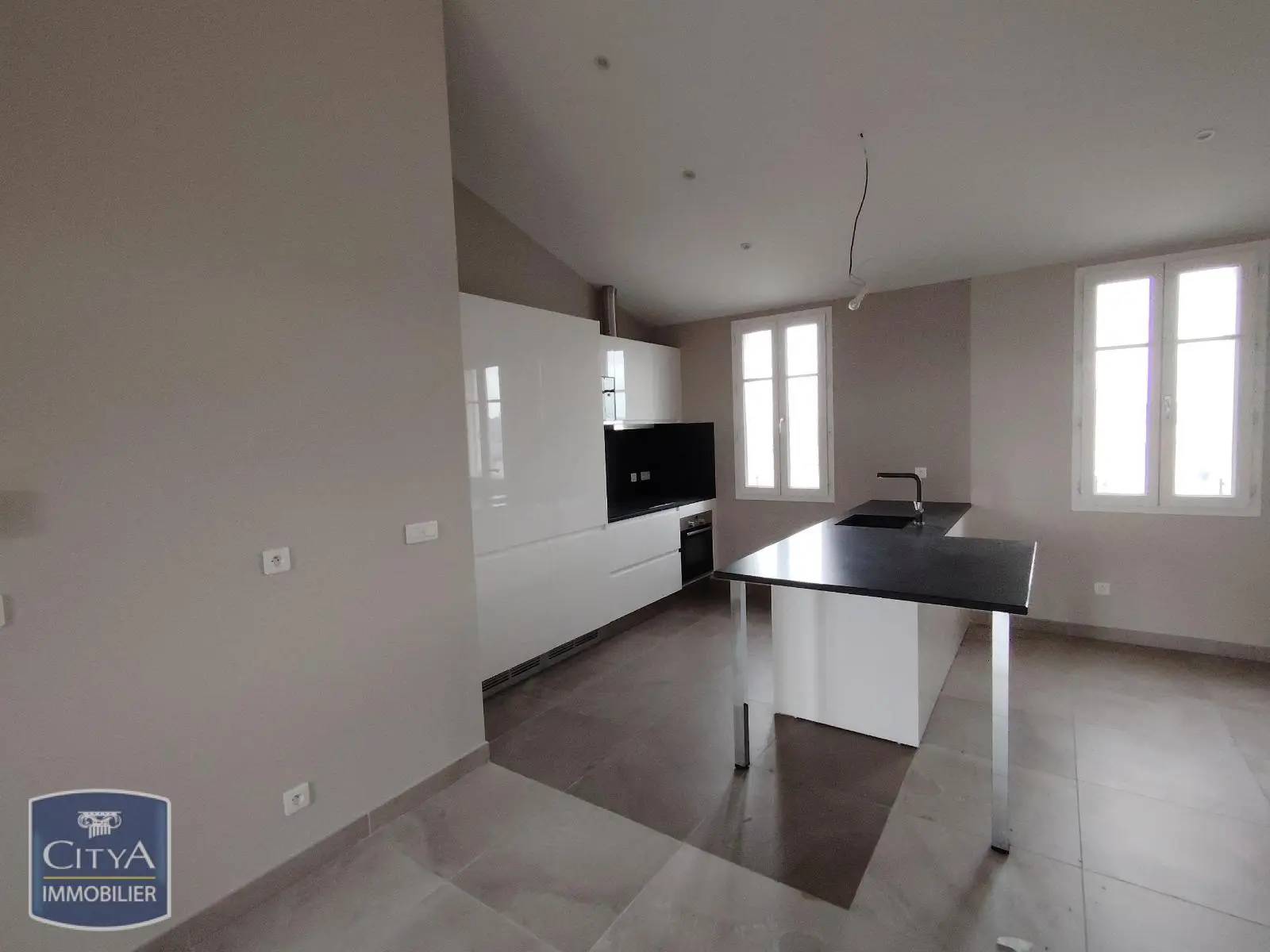 Photo 2 Appartement 5 pièces 132.34m²