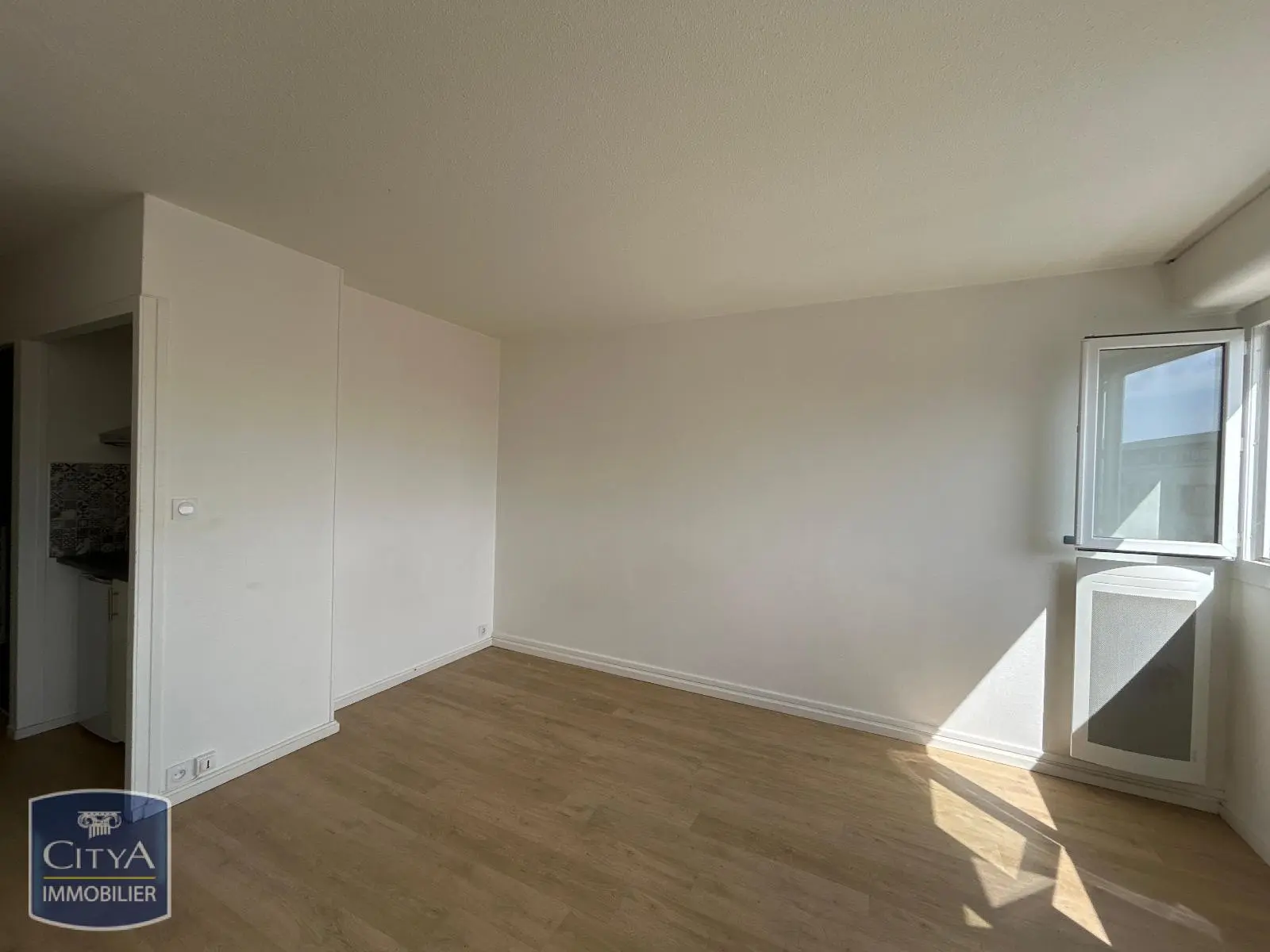 Photo 3 Appartement 1 pièce 24.12m²