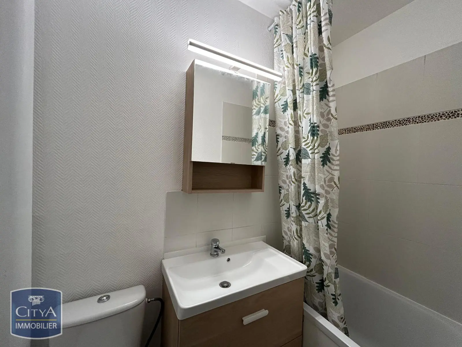 Photo 3 Appartement 1 pièce 14.4m²