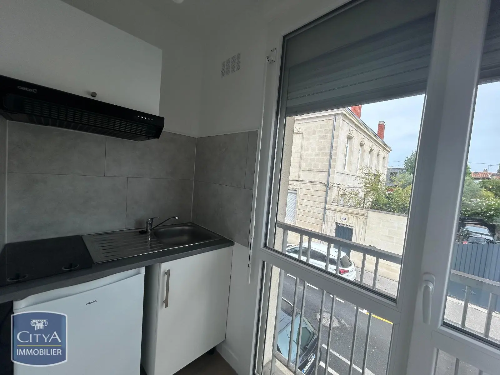 Photo 2 Appartement 1 pièce 22.15m²