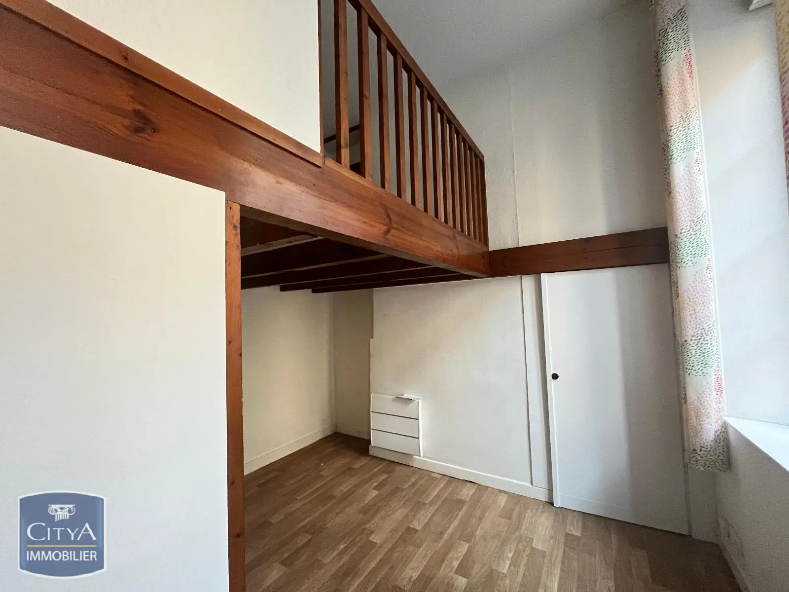 Photo 2 Appartement 1 pièce 23.82m²