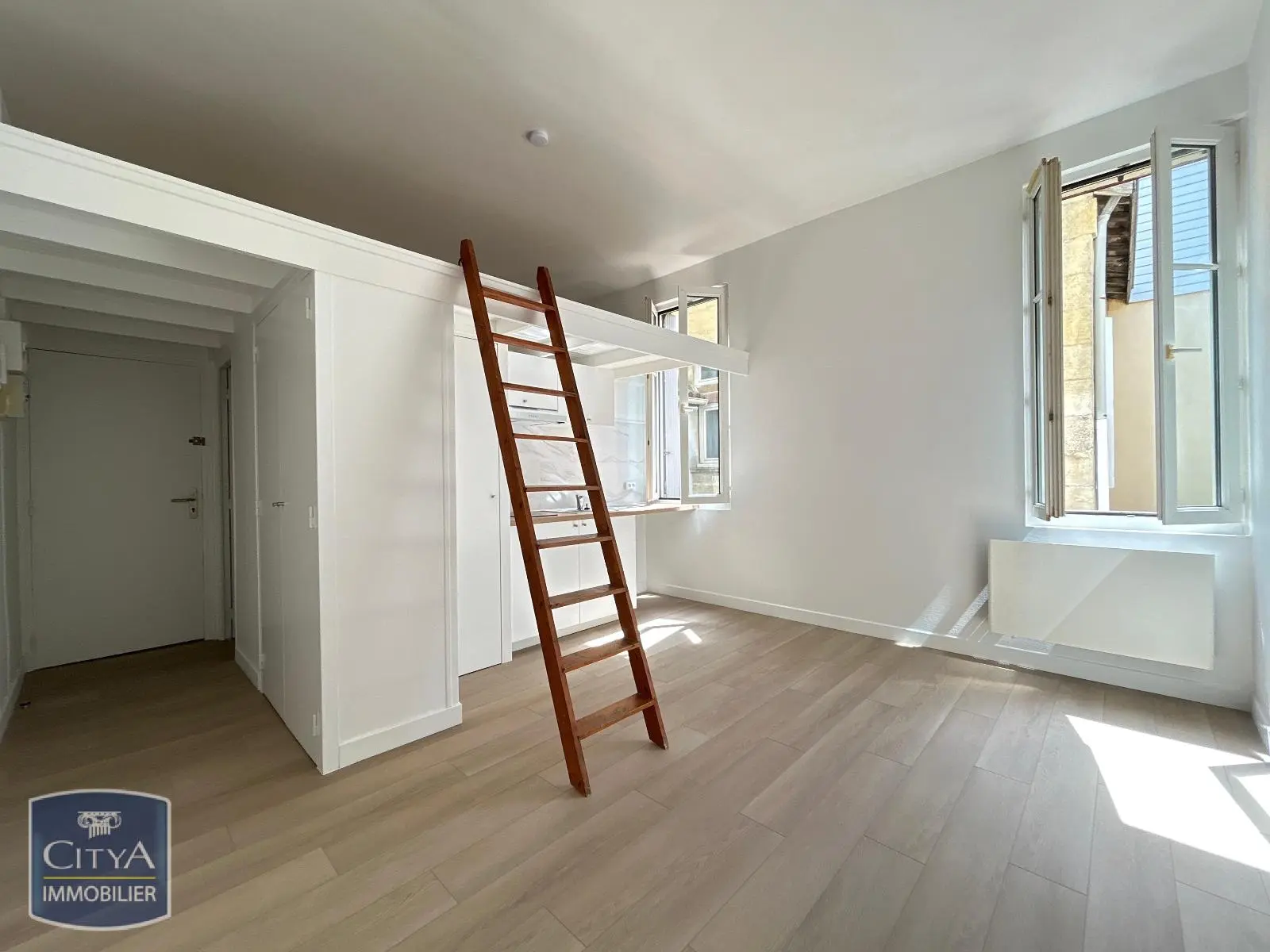 Photo 1 Appartement 1 pièce 15.5m²