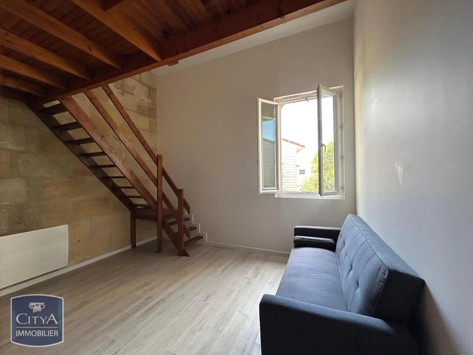 Photo 1 Appartement 1 pièce 35.83m²