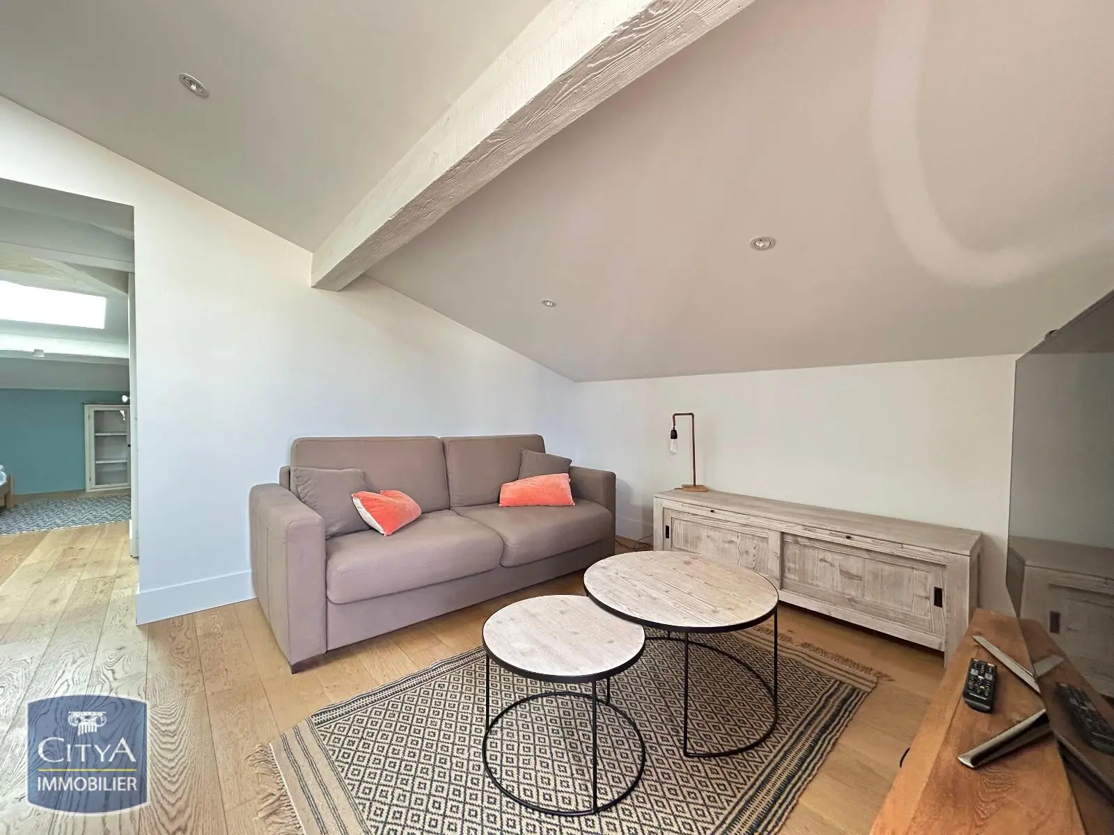 Photo 2 Appartement 1 pièce 24.62m²