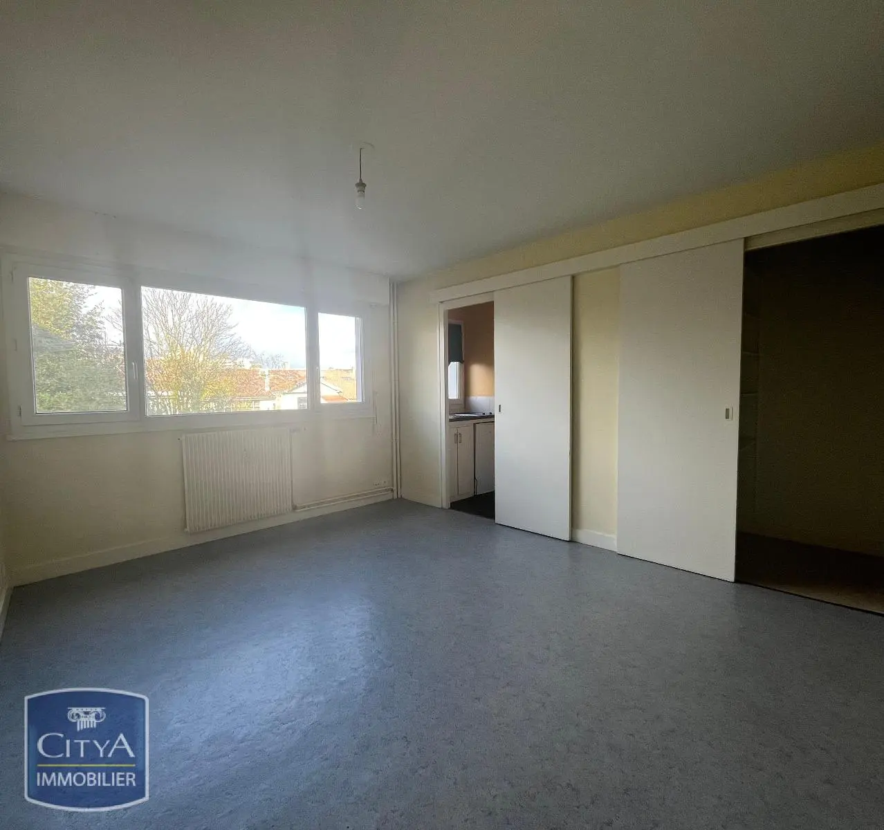 Photo 1 Appartement 1 pièce 30.37m²