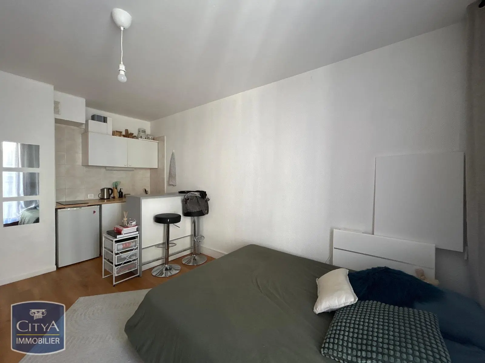Photo 1 Appartement 1 pièce 19.59m²