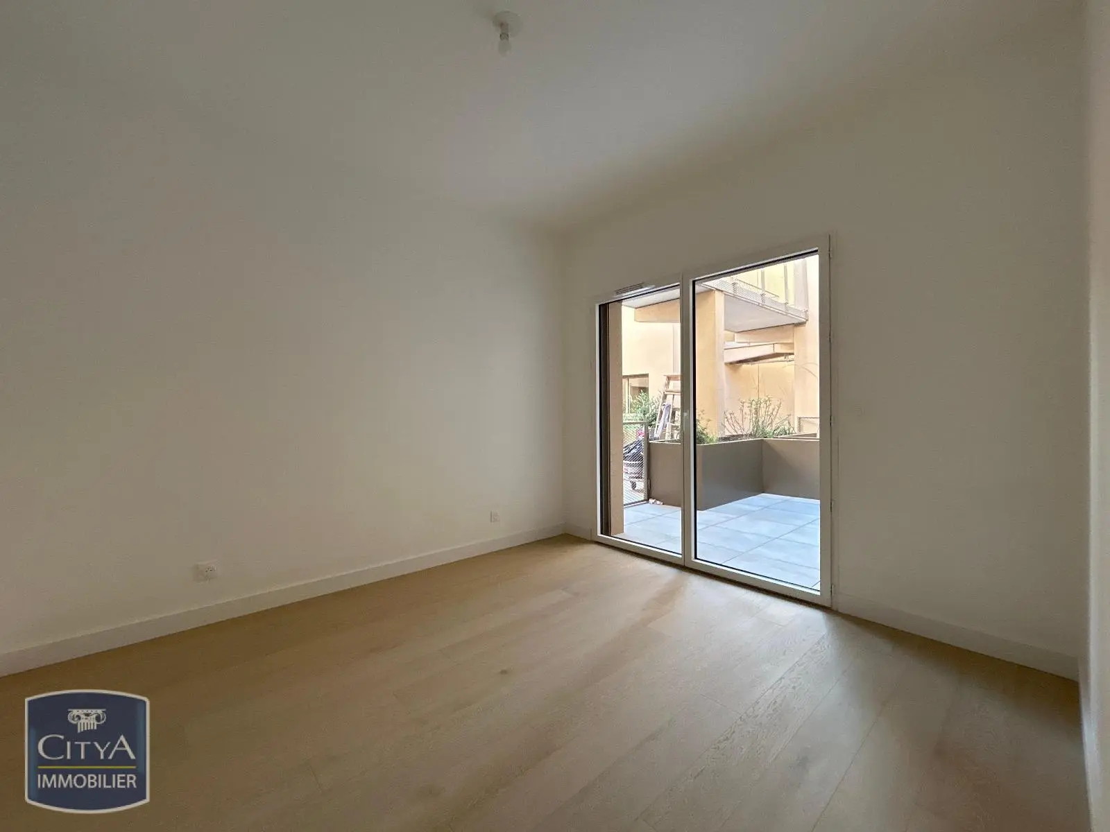 Photo 10 Appartement 4 pièces 97.56m²